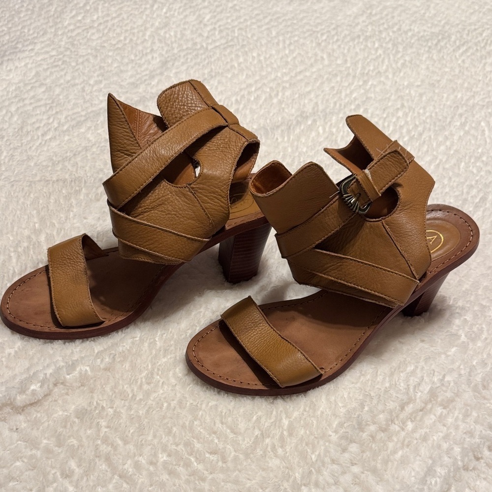 ASH βQueenieβ Genuine Leather Strappy Sandals β Tan | Size 40 (US 9-9.5) - Picture 2 of 8